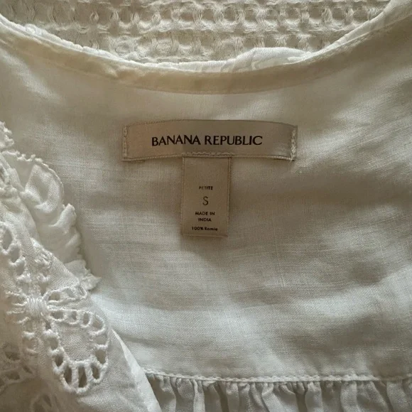 Banana Republic 100% Ramie White Long Sleeve Eyelet Peasant Blouse Size Small P - Picture 4 of 4